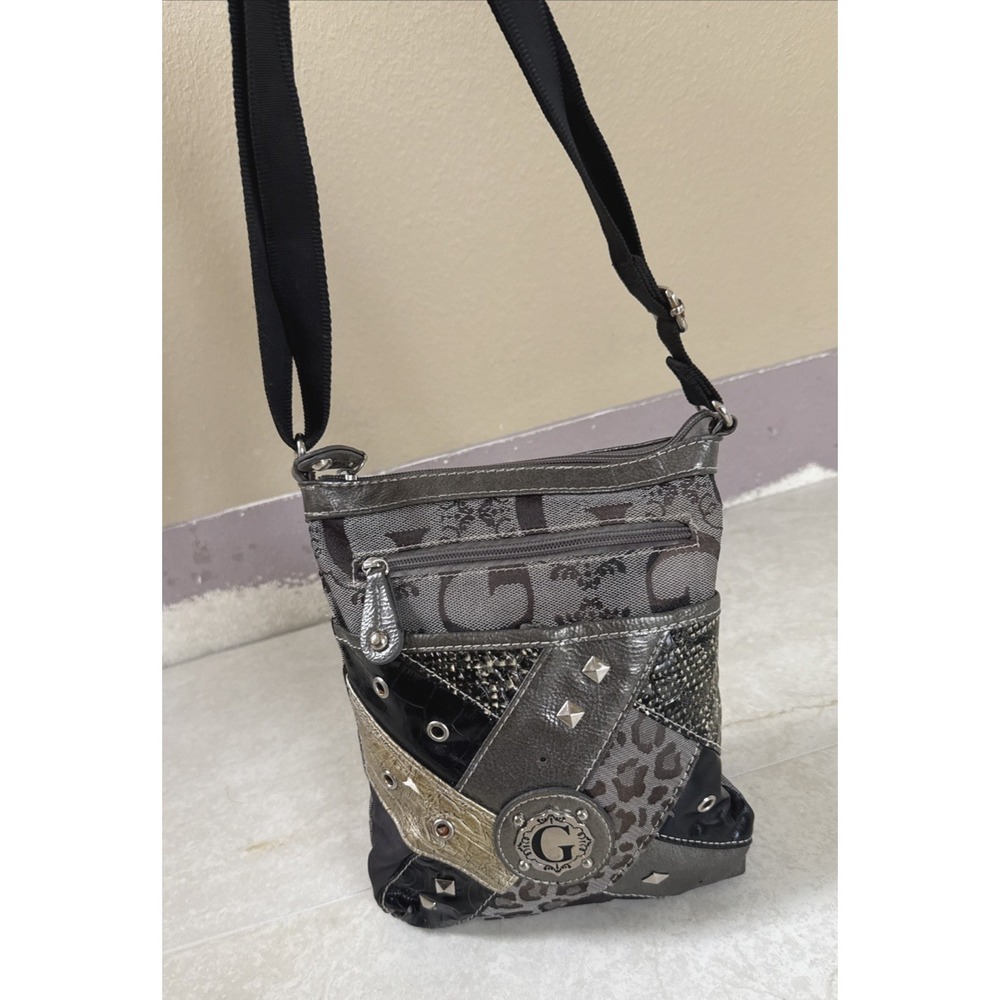 VTG 90s GUESS Mix Patchwork Rivets Crossbody Bag Y2K Gray Monogram Logo Purse**